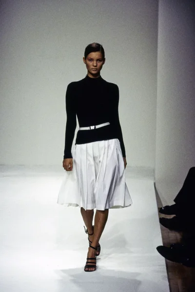 Look 30